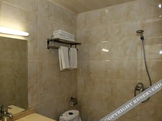 Пекин: Fangshan Hotel (Beijing Fangshan Chengguan Metro Station)