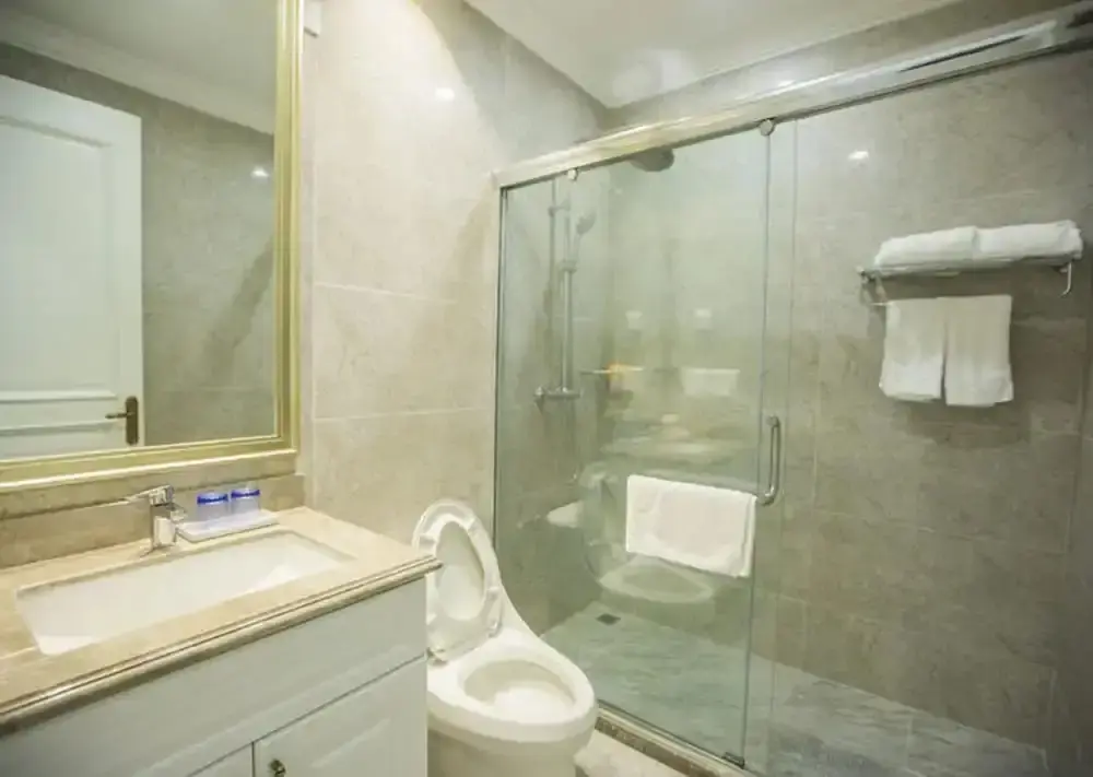 Циндао: Qingdao Rouhigh Hotel