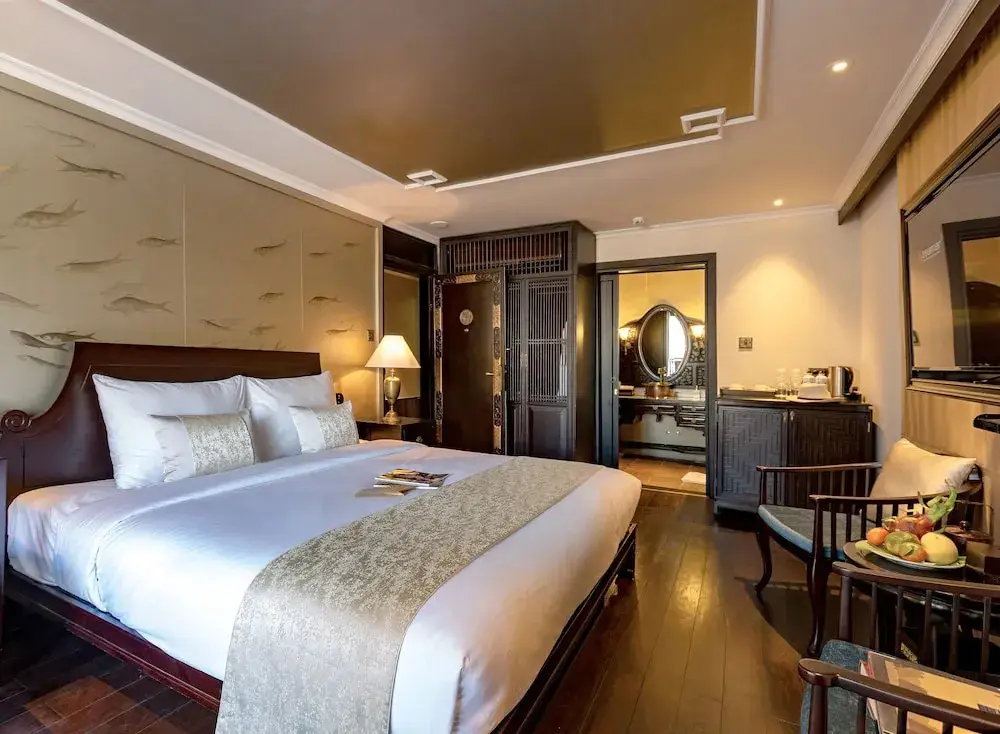 Халонг: Heritage Line Violet cruise – Ha Long Bay & Lan Ha Bay