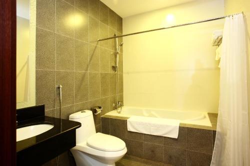 Хоабинь: AP Plaza Hotel