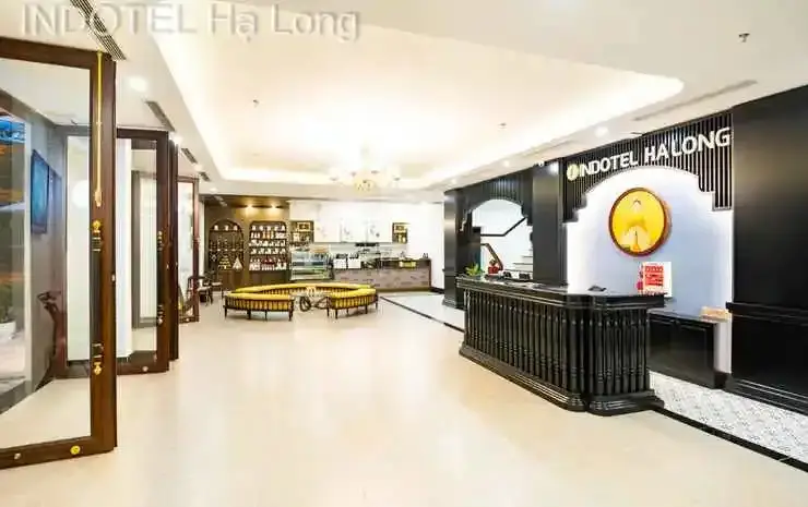 Халонг: Indotel Ha Long