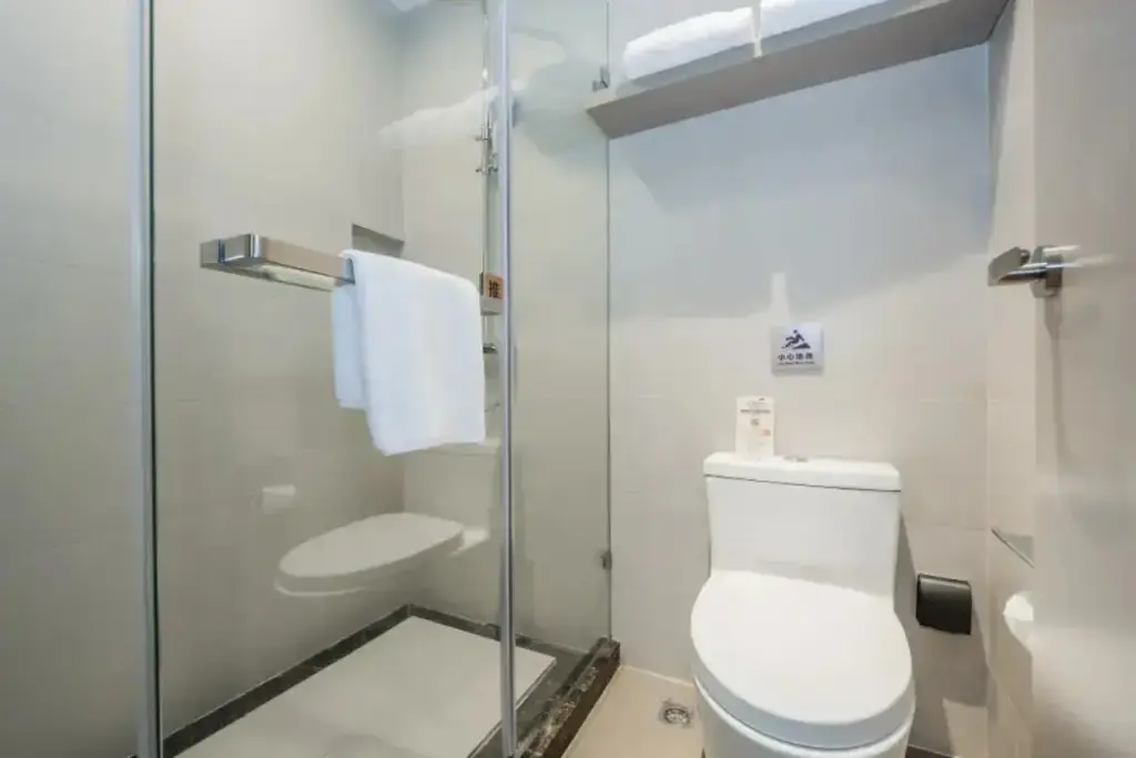 Шанхай: Home Inn Selected (Shanghai Lujiazui, Expo Center)
