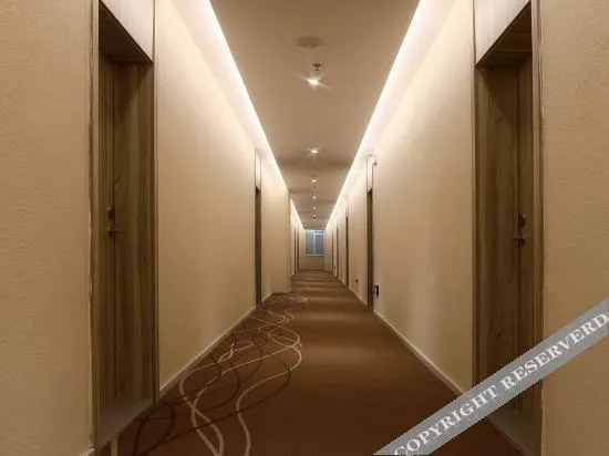 Шицзячжуан: Hanting Youjia Hotel