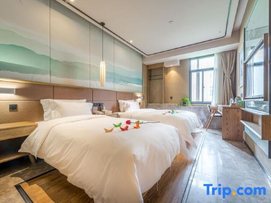 Шанхай: Home Inn Bai Yun Hotel (Shanghai Expo Park Sanlin store)