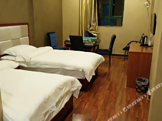 Фучжоу: Business Hotel on Tuesday
