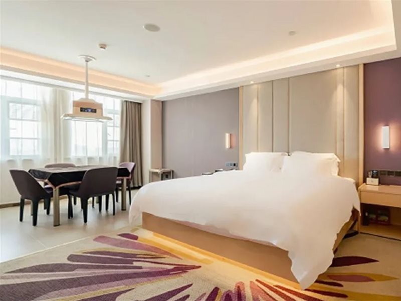 Ухань: Lavande Hotels