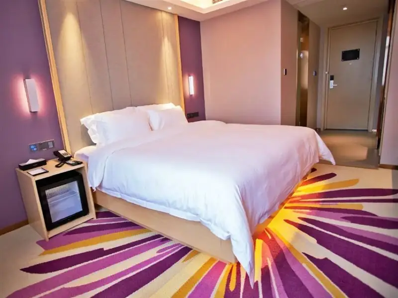 Ухань: Lavande Hotels