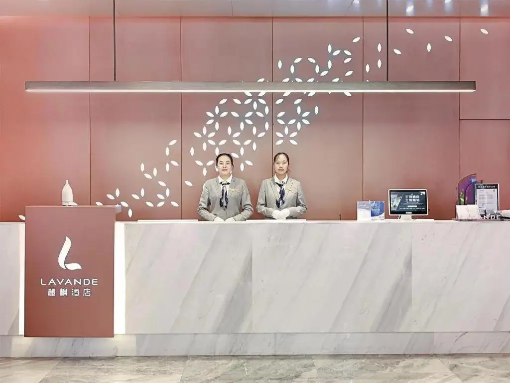 Куньмин: Li Feng Hotel Kunming International Convention and Exhibition Center Railway Station Store