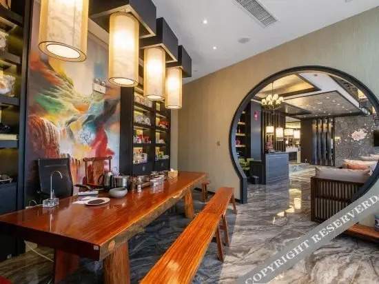 Куньмин: Juntang Hotel (Kunming Railway Station Joy City)