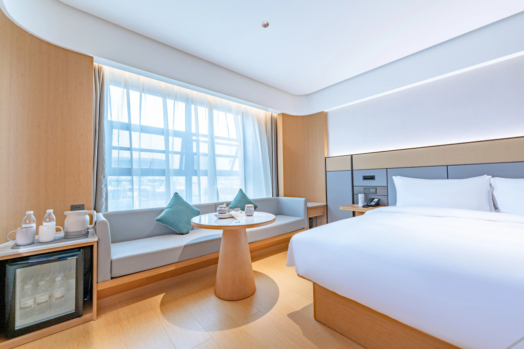 Куньмин: Ji Hotel (Kunming International Convention and Exhibition Center)