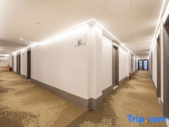 Шанхай: Hanting Hotel (Shanghai Dapuqiao subway station store)