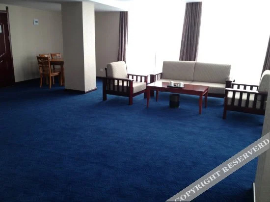 Пиндиншань: Zijincheng Business Hotel (Lushan Xiangyang Road)