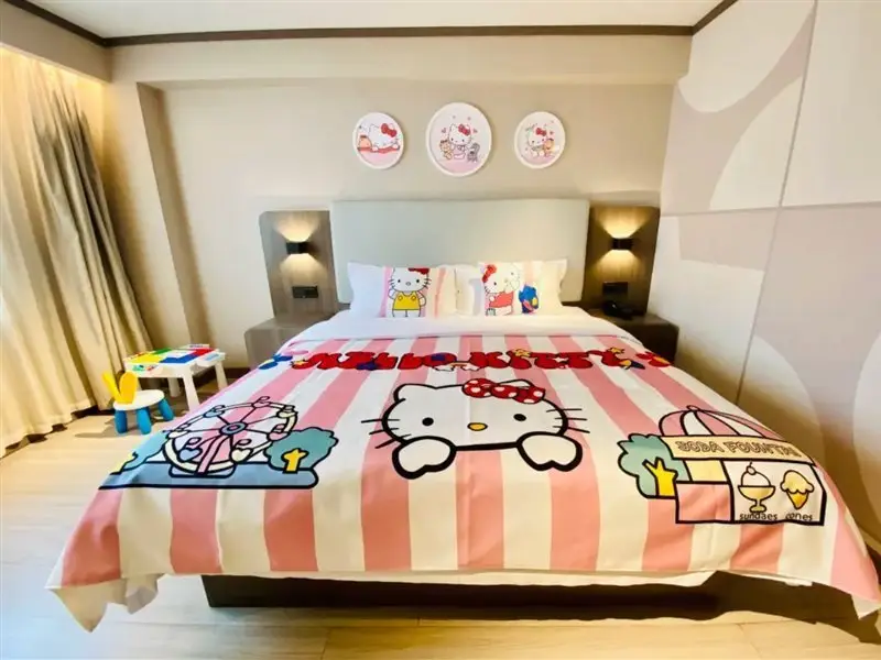 Чунцин: Hanting Hotel (Chongqing Lianglukou Children's Hos