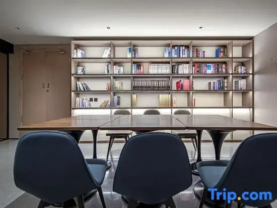 Чунцин: Hanting Hotel (Chongqing Lianglukou Children's Hos