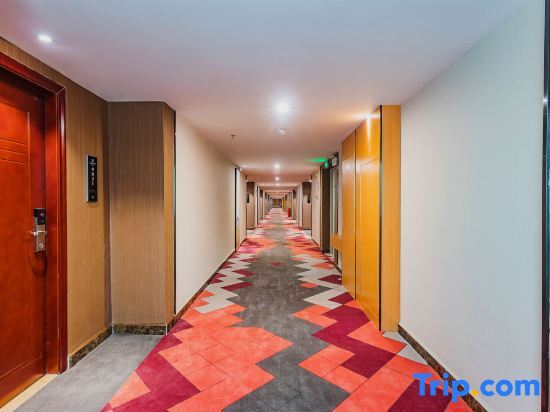 Гуанчжоу: Borrman Hotel (Canton Tower, Sun Yat-sen University Metro Station, Pazhou Exhibition Center)
