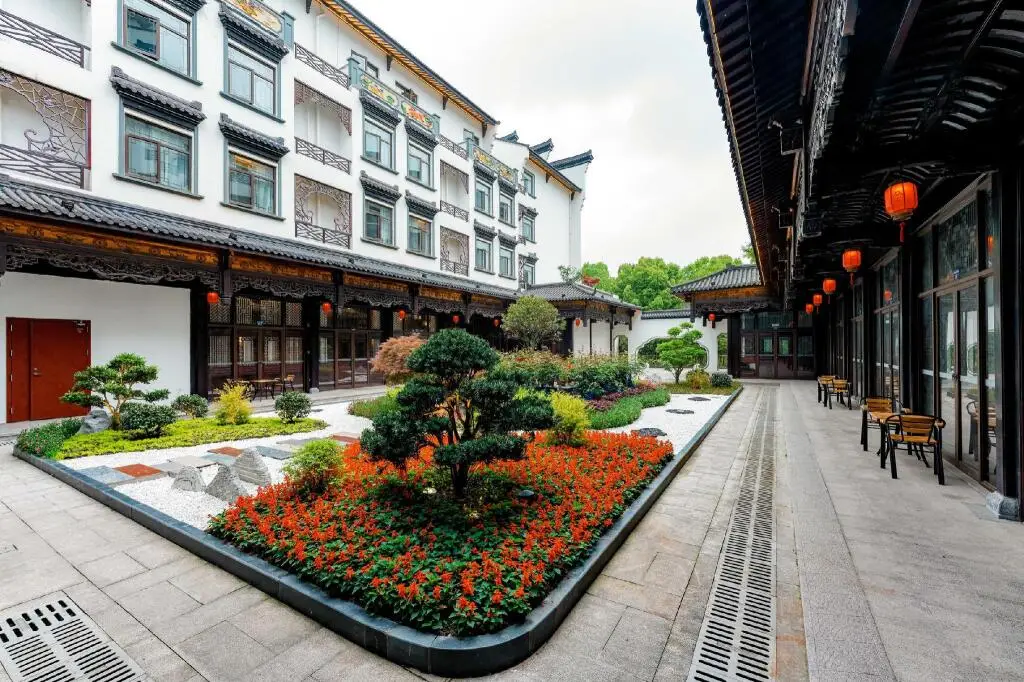 Цзясинь: Atour Hotel Wuzhen