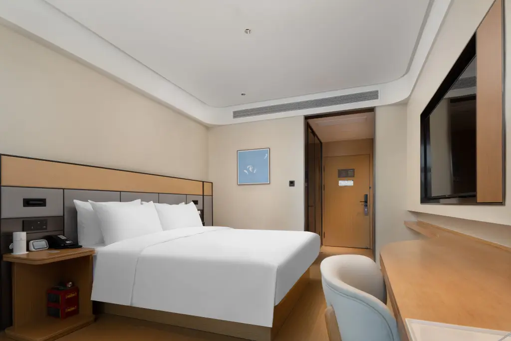 Чунцин: JI Hotel (Chongqing Ring Shopping Park and Chongguang Metro Station Hotel)
