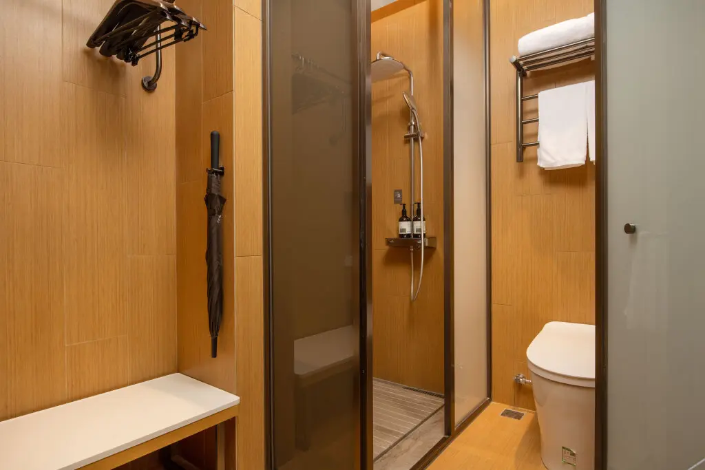 Чунцин: JI Hotel (Chongqing Ring Shopping Park and Chongguang Metro Station Hotel)