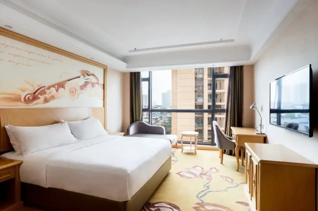 Чунцин: Vienna Hotel Chongqing Dazushike Hongsheng Plaza