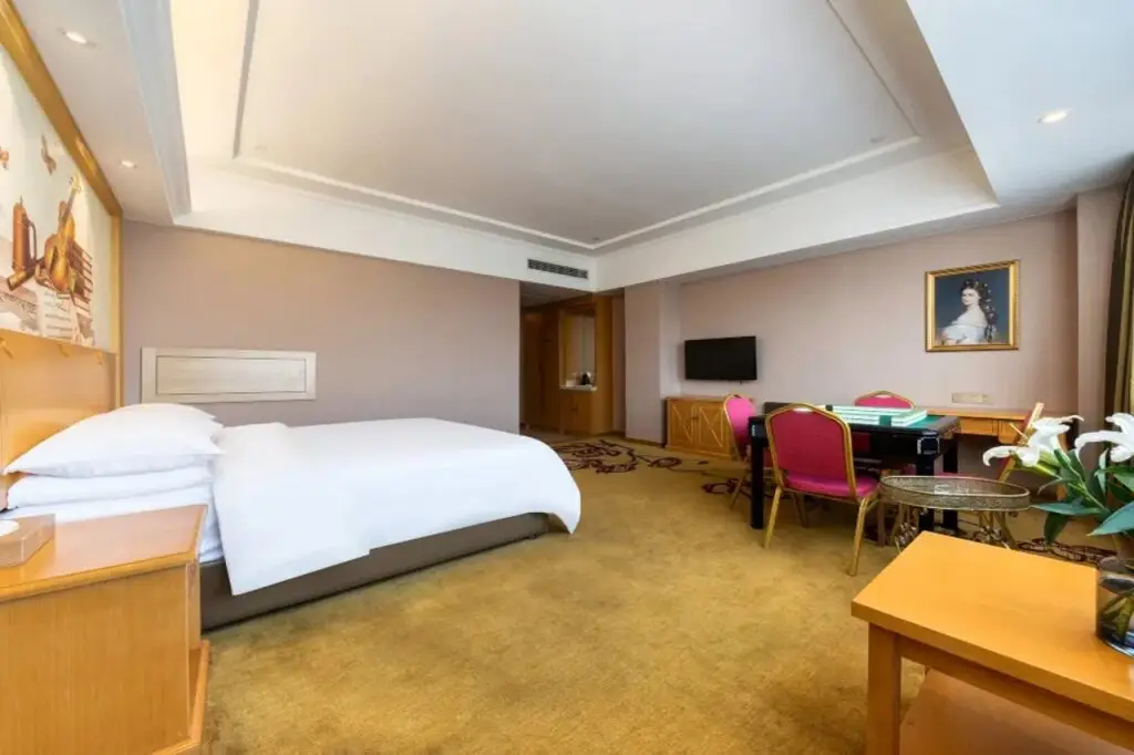 Чунцин: Vienna Hotel Chongqing Rongchang Binhai