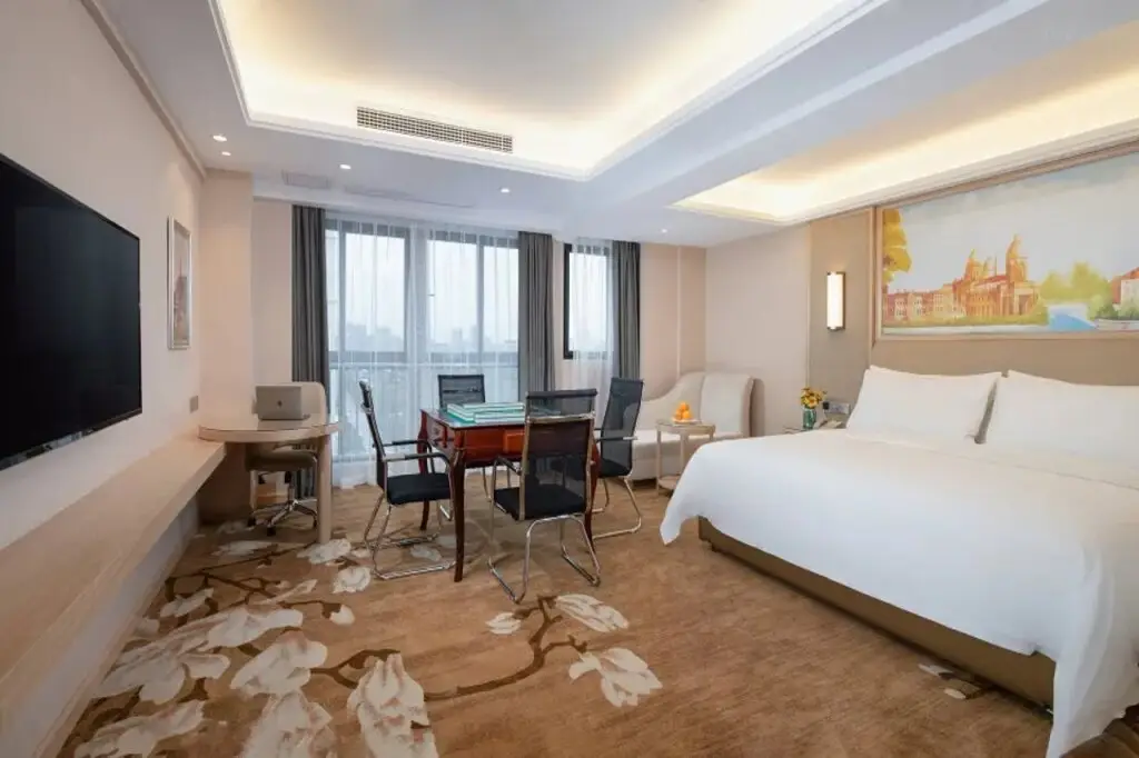 Чунцин: Vienna Hotel (Chongqing University Town)