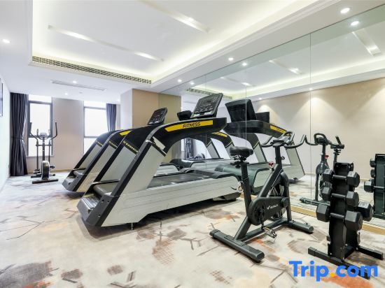 Чунцин: Vienna International Hotel (Liangjiang Shuitu Store)