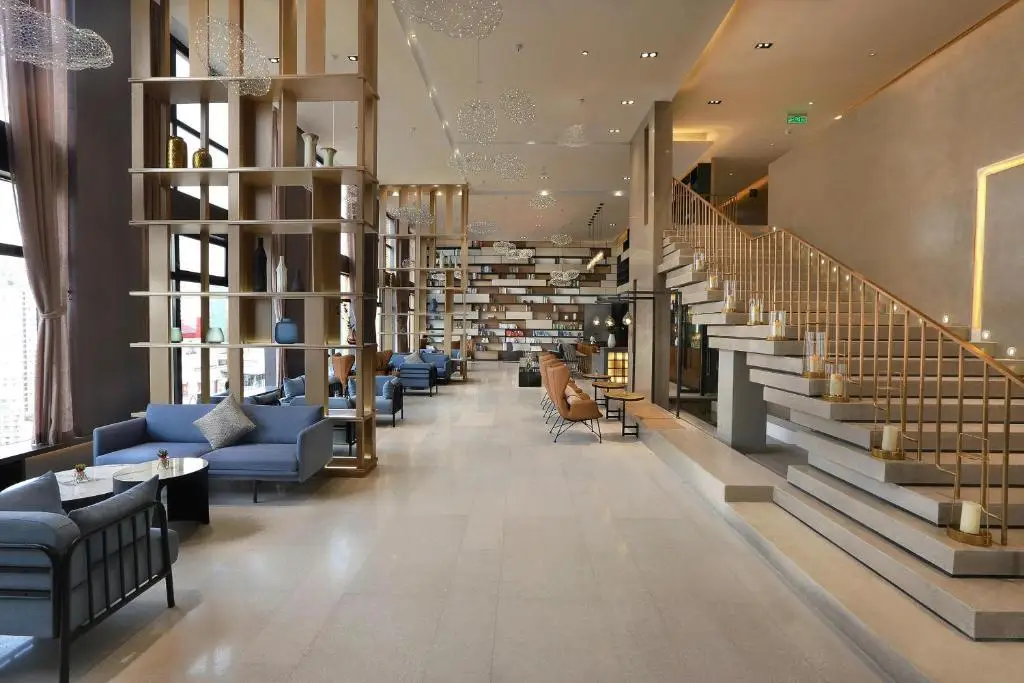 Atour Hotel Chongqing Jiefangbei Raffles City Riverview — фото 1