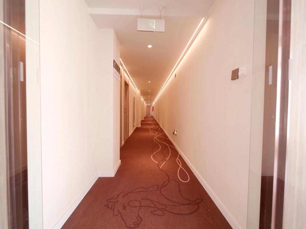 Пекин: Hanting Hotel Beijing Huilongguan Metro Station