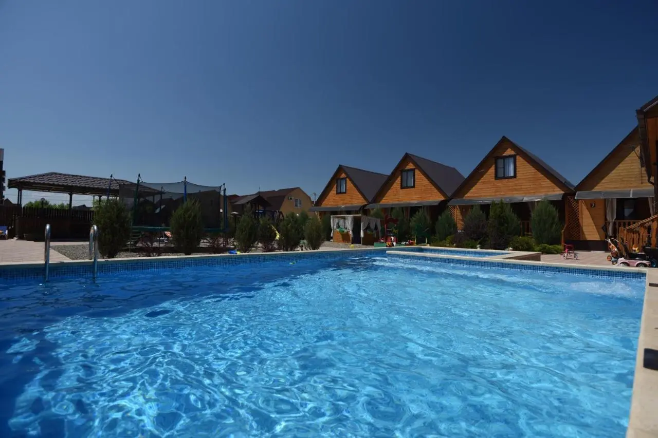 Голубицкая: ЭКО-комплекс SUN HOUSE