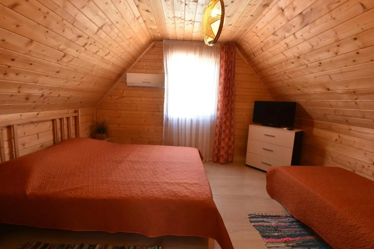 Голубицкая: ЭКО-комплекс SUN HOUSE
