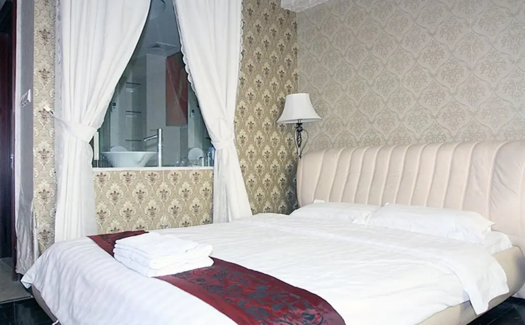 Гуанчжоу: Private Enjoy Home Apartment Jin Yuan