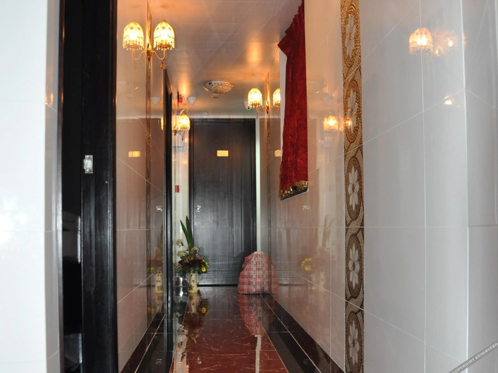 Гонконг: Angel Guest House