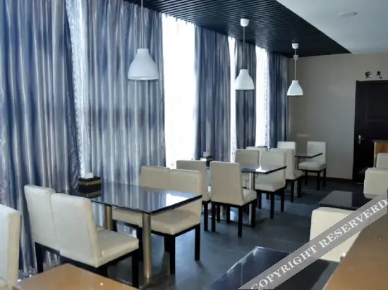 Харбин: Harbin Qingyang Hotel