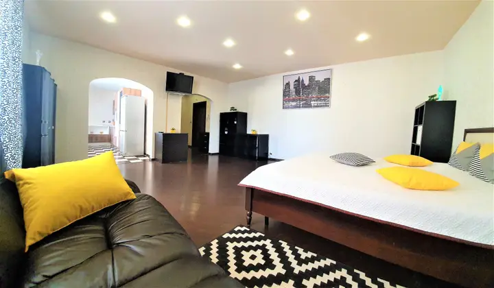 Воронеж: Apartments na prospekte Revolyutsii