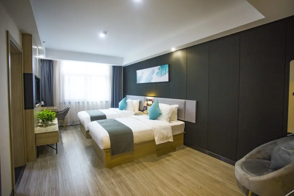 Анькан: Elai Hotel (Ankang Hanyin Bus Station)