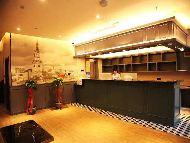 Алтай: Premier City Comfort Hotel Altay Wanghu Commercial Plaza