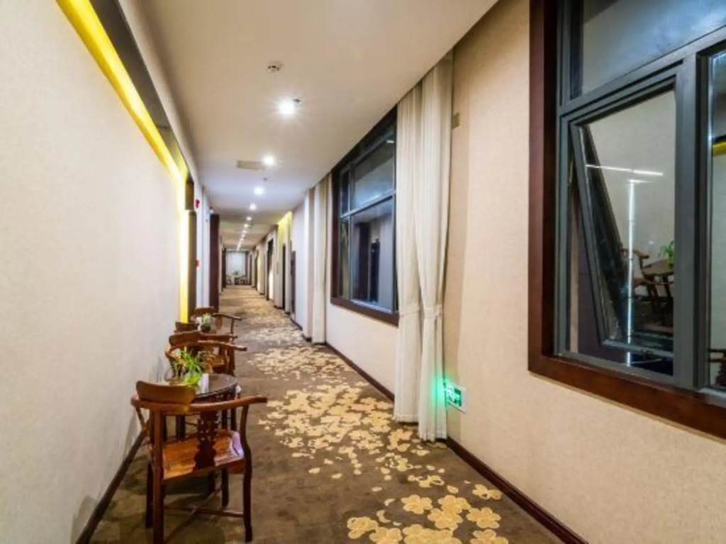 Аньшунь: Huabo Resort Hotel
