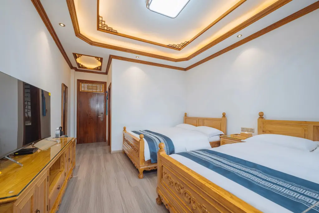 Аньшунь: Floral Hotel·Anshun Tunbao Courtyard (Yunjiu Mountain Branch)