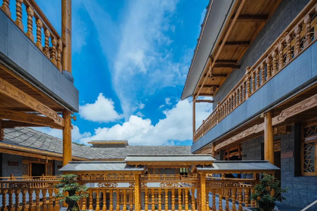 Аньшунь: Floral Hotel·Anshun Tunbao Courtyard (Yunjiu Mountain Branch)