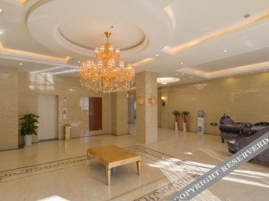 Аньшунь: Jinfu Hot Spring Hotel (Anshun West Railway Station Vientiane Tourism City Branch)