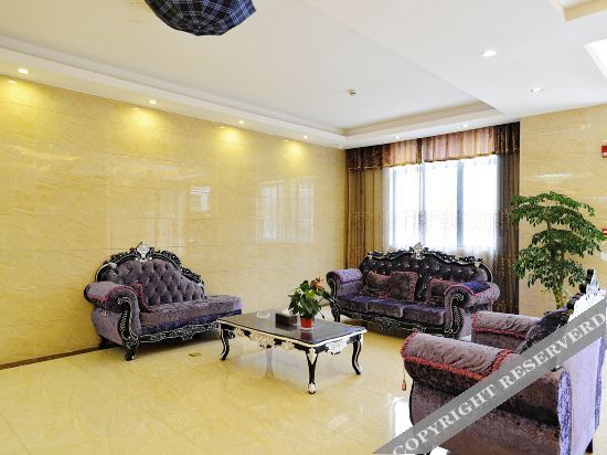 Аньшунь: Jinfu Hot Spring Hotel (Anshun West Railway Station Vientiane Tourism City Branch)