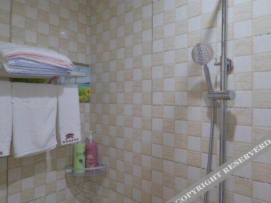 Аньшунь: Jinfu Hot Spring Hotel (Anshun West Railway Station Vientiane Tourism City Branch)