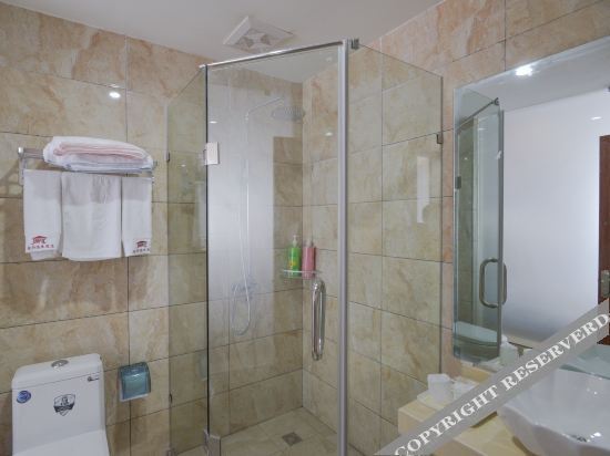 Аньшунь: Jinfu Hot Spring Hotel (Anshun West Railway Station Vientiane Tourism City Branch)