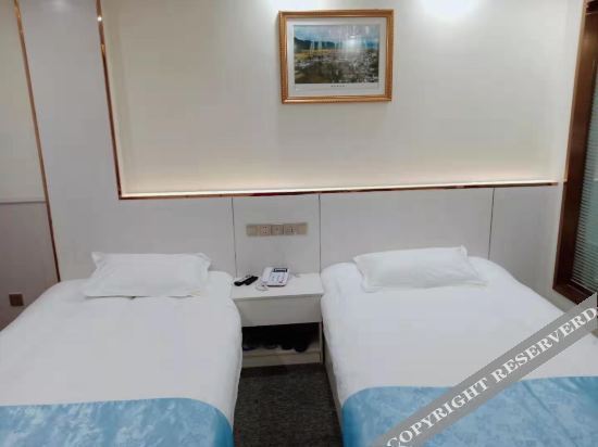 Аньцин: Baichuan Business Hotel