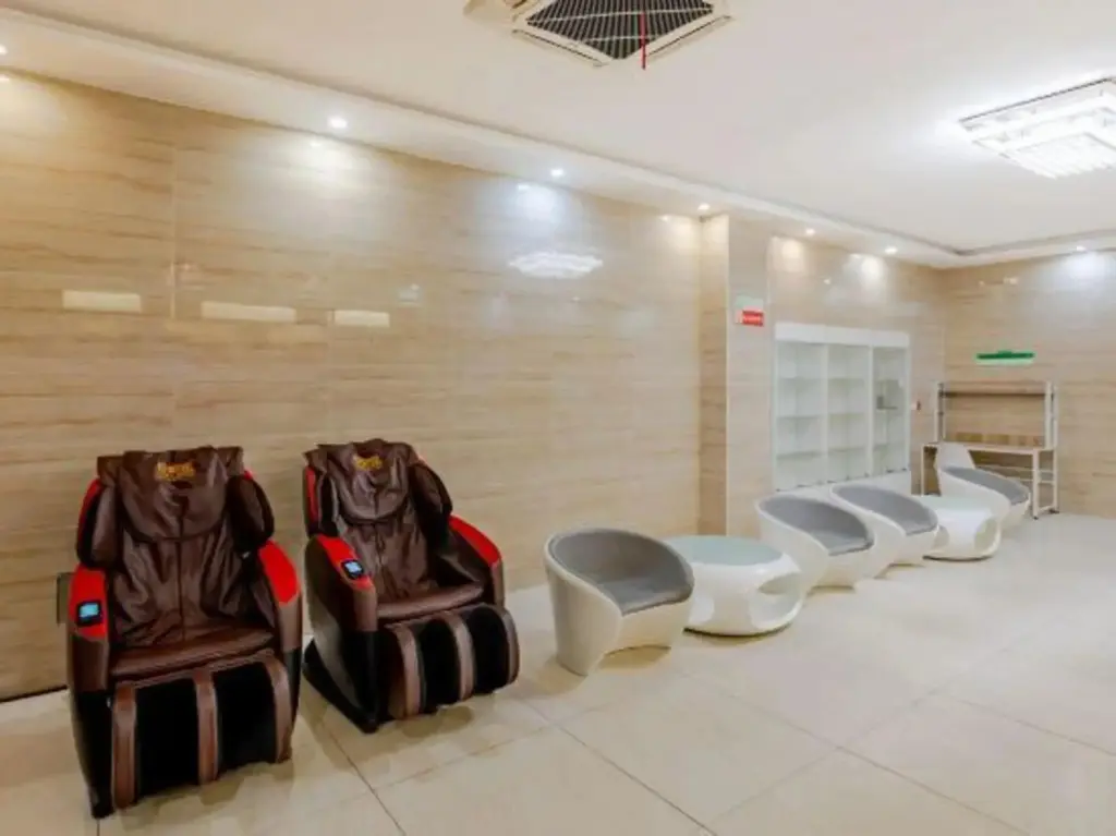 Аньцин: Green Tree Inn anqing University Town