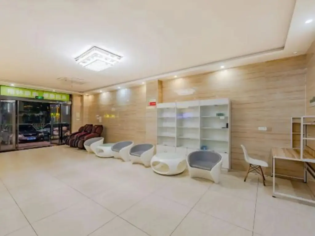 Аньцин: Green Tree Inn anqing University Town
