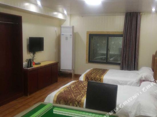 Аньцин: Junyi Hotel(Anqing Susong County Bus station of Fuyu Town)