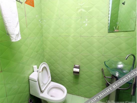 Аньцин: Huaining Yong'an Hotel