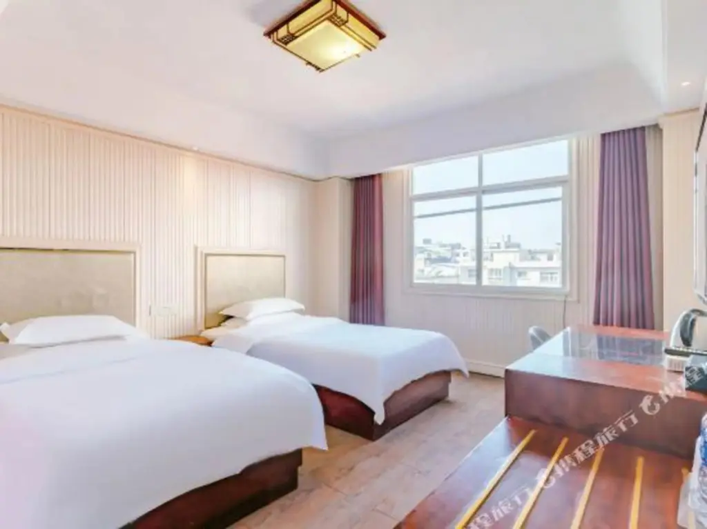 Аньцин: Home Piper Cloud Hotel (Suzumatsu Longmen Road Store)
