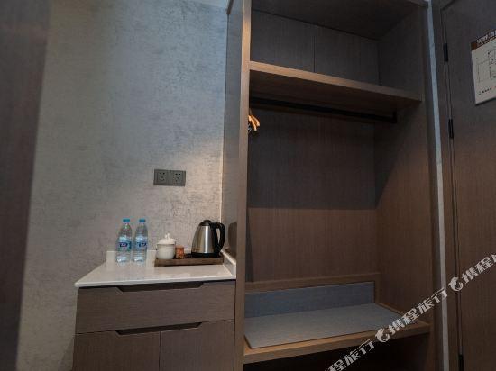 Аньцин: an Qing Riverside Boutique Hotel